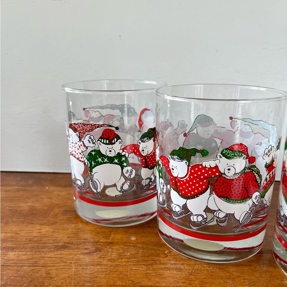 1991 Princess House Skating Polar Bears Lowball Glasses Set of 4 - Picture 8 of 12